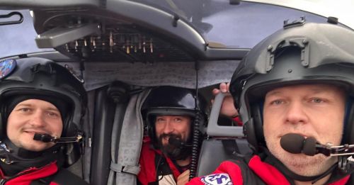 20 grudnia załoga z krakowskiej bazy LPR jako pierwsza w historii tej służby, wykonała 1000. misję zrealizowaną w ciągu roku kalendarzowego z jednej bazy HEMS w Polsce / Zdjęcie: Facebook LPR
