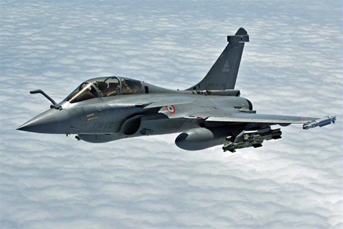 Po wielu latach bez istotnych zamówień francuskim przebojem eksportowym stał się samolot wielozadaniowy Rafale / Zdjęcie: Dassault Aviation