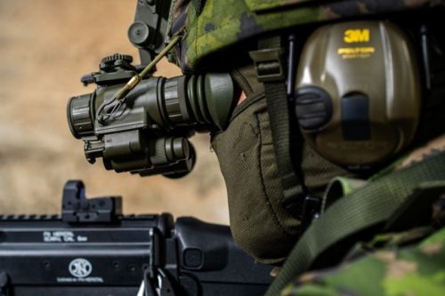 Gogle noktowizyjne EVA M zostaną dostarczone do końca br. / Zdjęcie: Patria