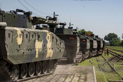Docelowo Węgry otrzymają 209 wozów rodziny KF41 Lynx zakupionych w 2020 / Zdjęcie: MH Kinizsi Pál 30. Páncélozott Gyalogdandár
