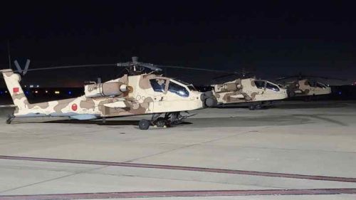 Marokańskie AH-64E na lotnisku Midland / Zdjęcie: MO Maroka