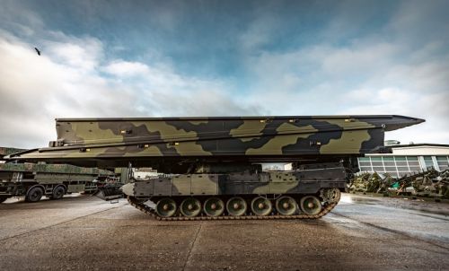 Dania zamówiła 7 mostów Leguan 2 na podwoziu czołgu Leopard 2 / Zdjęcie: FMI