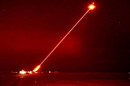 Wykorzystanie broni laserowej do zwalczania środków napadu powietrznego pozwala uzyskać korzystny stosunek w relacji koszt-efekt / Zdjęcie: MO Wielkiej Brytanii