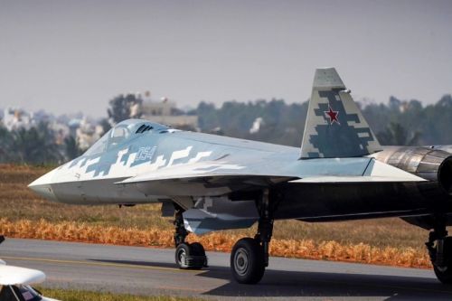 Su-57 został niedawno zaprezentowany w Indiach podczas wystawy Aero India 2025 / Zdjęcie: Aero India Show