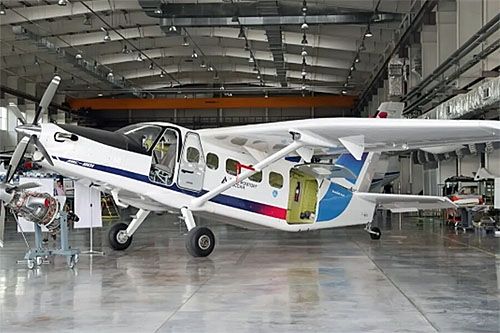 Prototyp lekkiego samolotu turbośmigłowego LMS-901 Bajkał, który testowany jest od kilku lat. Losy projektu są nadal niepewne / Zdjęcie: UZGA