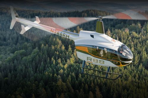 Jak podaje producent, bogato wyposażona wersja standardowa R88 ma kosztować 3,3 mln USD. Śmigłowce można kupować od 11 marca br., w trakcie Verticon / Ilustracja: Robinson Helicopter Company 