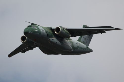 Jednym z samolotów Embraera oferowanych Polsce jest wojskowy transportowiec KC-390 Millenium / Zdjęcie: Bartosz Głowacki