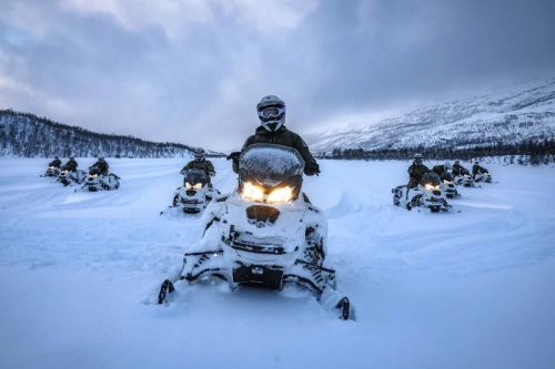 Ubiegłoroczne zamówienie na skutery śnieżne Lynx Brutal wraz z wyposażeniem dla Royal Marines wyceniono na niemal 10 mln GBP / Zdjęcie: Royal Navy