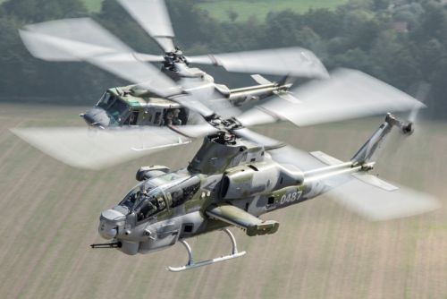 Dostawy pierwszej partii 12 zamówionych w 2019 śmigłowców rodziny H-1 do Czech zostały zrealizowane między 2023 a 2024 / Zdjęcie: AČR