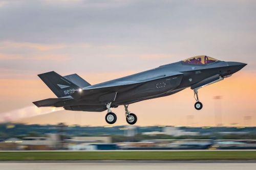 Norwegia jest pierwszym państwem, które otrzymało komplet planowanych do pozyskania samolotów F-35 / Zdjęcie: Lockheed Martin