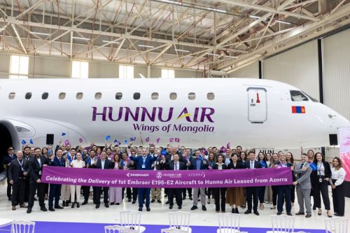 Pierwszy E195-E2 w barwach Hunnu Air został wydzierżawiony od towarzystwa Azorra / Zdjęcie: Embraer
