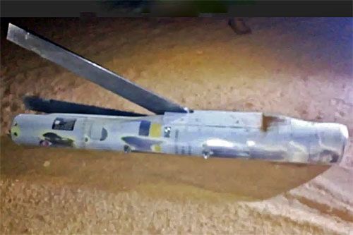 Znaleziona w Jemenie bomba szybująca GBU-53/B StormBreaker jest prawie nieuszkodzona. Jej skrzydła pozostały w położeniu częściowo rozłożonym, co prawdopodobnie jest skutkiem zderzenia z piaskiem pustyni / Zdjęcie: via X
