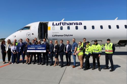 Pierwszy po pięcioletniej przerwie lot na trasie Frankfurt – Bydgoszcz wykonał CRJ-900LR (D-ACNU) / Zdjęcie: Międzynarodowy Port Lotniczy im. Ignacego Jana Paderewskiego w Bydgoszczy