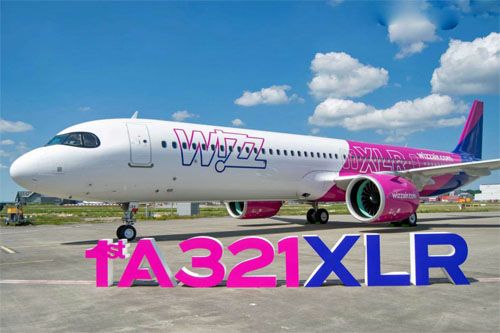 Pierwszy w historii WizzAir A321XLR. Dostarczony do filii w Wielkiej Brytanii samolot, zarejestrowany jako G-XLRA, przyleciał 20 maja 2025 na lotnisko London Luton / Zdjęcie: Airbus