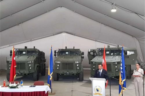 Ceremonia przekazania tureckich pojazdów opancerzonych Kirpi II Siłom Zbrojnym Bośni i Hercegowiny / Zdjęcie: Bosanskohercegovačka radiotelevizija