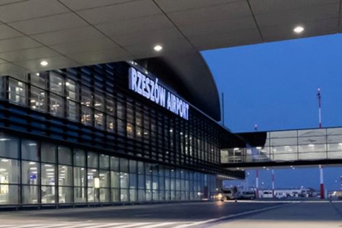 / Zdjęcie: Port lotniczy Rzeszów-Jasionka im. Rodziny Ulmów