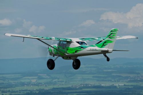 Sirius BackCountry to rozwinięcie lekkiego samolotu sportowego TL-3000 Sirius, z podwoziem klastycznym zamiast trójkołowego / Zdjęcie: TL Sport Aircraft.