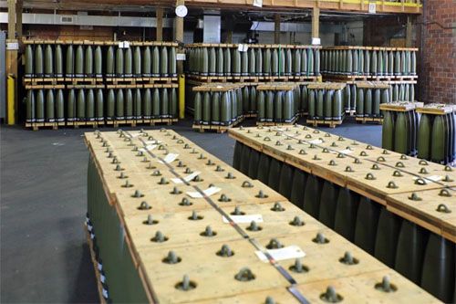 Łuski amunicji M795 w Iowa Army Ammunition Plant / Zdjęcie: Dori Whipple – US Army