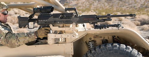 Kładziony jest nacisk na to, że GDATP LWMMG może być wykorzystywany jako erkaem do strzelania z dwójnogiem. Jednak broń będąca w praktyce uniwersalnym karabinem maszynowym będzie równie dobrze, a nawet lepiej, radziła sobie jako uzbrojenie pokładowe, o zasięgu dorównującym wielkokalibrowemu M2HB