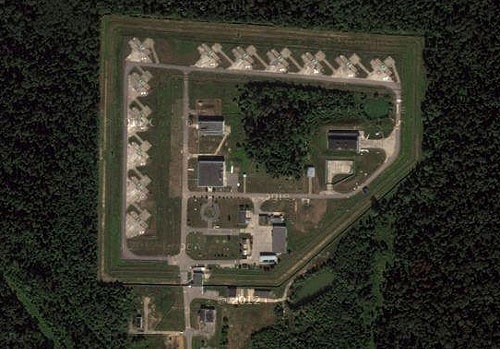 Silosy ulokowane w kompleksie bojowym niedaleko Sofrinio, zarządzane przez 9. Dywizję Obrony Przeciwrakietowej 3. Samodzielnej Armii Obrony Rakietowo-Kosmicznej Federacji Rosyjskiej / Zdjęcie: Google Maps