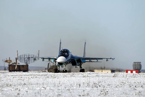 Jeden z trzech Su-34 dostarczonych w ostatniej partii. Piloci WWS uważają te samoloty za najbardziej dopracowane i stosunkowo mało awaryjne / Zdjęcie: Witalij W. Kuzmin