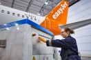 esyJet chcą więcej kobiet mechaników