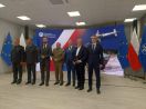 Umowy na AIM-9L i Rosomaki WEM 