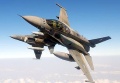 Oman dozbroi F-16