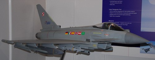 Eurofighter z szachownicą - na razie (?) w formie modelu na MSPO 2010 / Zdjęcie: Grzegorz Hołdanowicz
