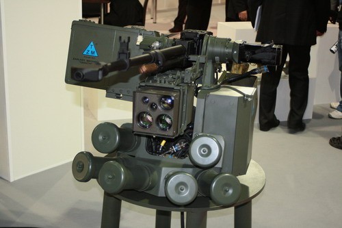 Głowica optoelektroniczna ZIG-T-1 może być zabudowana na stosunkowo  niewielkich systemach uzbrojeniach, takich jak ZSMU Kobuz / Zdjęcia:  Jakub Link-Lenczowski