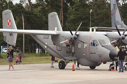 Jeden z dwóch samolotów Bryza 1R, z radarem ARS-400 zmodernizowanym do standardu ARS-800. Samolot 24 czerwca br. powrócił na macierzyste lotnisko w Siemirowicach / Zdjęcie: Przemysław Gurgurewicz