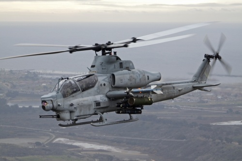 Bell Helicopter jest żywotnie zainteresowany w nawiązaniu współpracy z polskim przemysłem lotniczym i obronnym w celu wsparcia programu Kruk, oferując śmigłowiec uderzeniowy AH-1Z Viper / Zdjęcie: Bell Helicopter