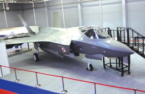 Pełnowymiarowa makieta F-35A zaprezentowana podczas MSPO
