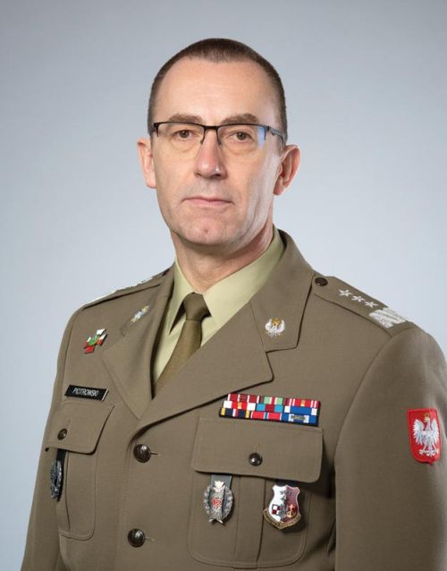 Gen. broni Tomasz PIOTROWSKI
Dowódca Operacyjny Rodzajów Sił Zbrojnych