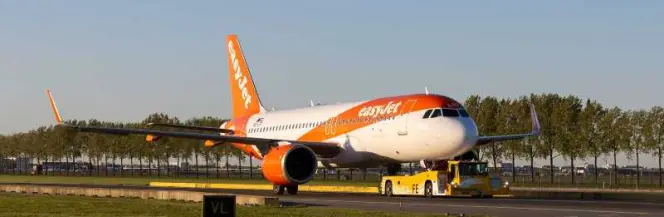 easyJet wdrażają TaxiBota na Schiphol