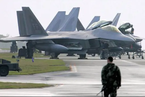 Wznowienie lotów F-22