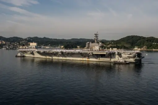 Pożar na USS Ronald Reagan