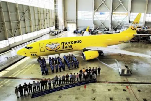 Setny 737-800 BCF