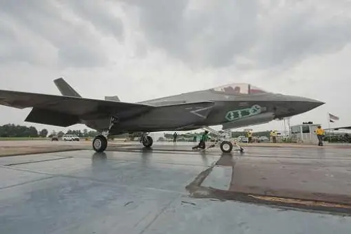 Katapultowany F-35C
