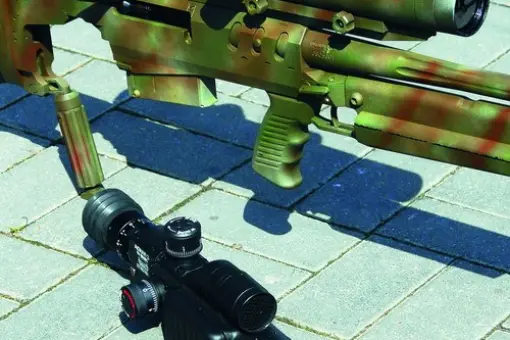 Nowe celowniki z Etroniki