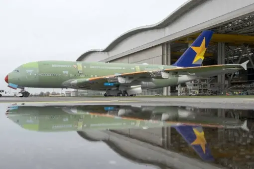 Pierwszy A380 dla Skymark