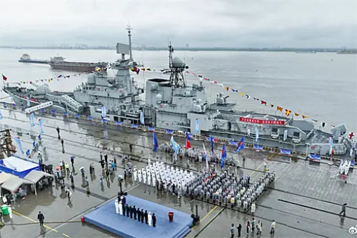 Zmodernizowany chiński niszczyciel Taizhou