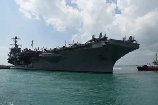 Zakaz dla USS John C. Stennis 