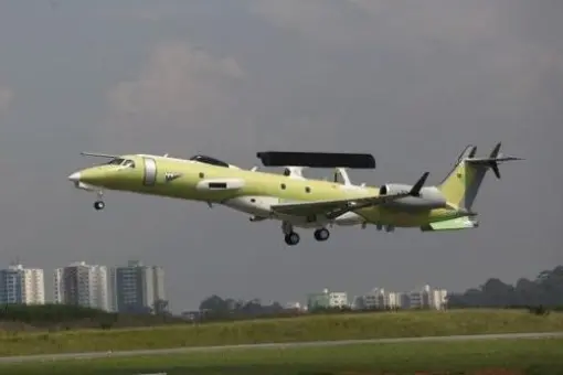 Drugi Embraer EMB-145I