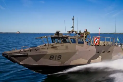 Nowe wyposażenie dla CB90