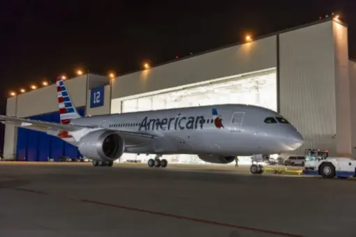 Pierwszy Dreamliner dla American 