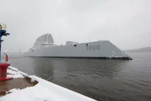 Kolejne testy USS Zumwalt