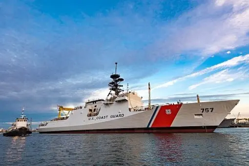Wodowanie USCGC Midgett