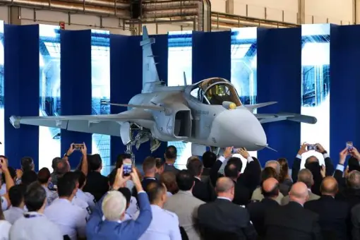 Pierwszy Gripen E wyprodukowany w Brazylii
