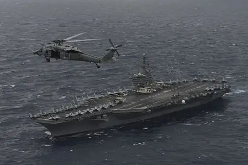 Powrót USS Nimitz